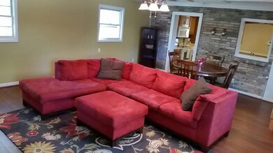 Durbing family room 2