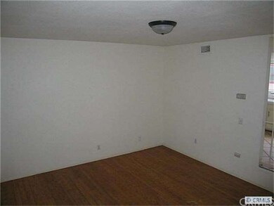 Livingroom with bamboo wood floor