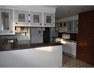 83 Davis Rd, Methuen, MA 01844 - photo 7