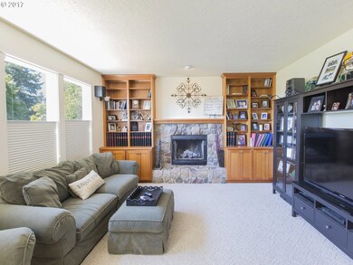 23004 Bland Cir, West Linn, OR 97068 - photo 2