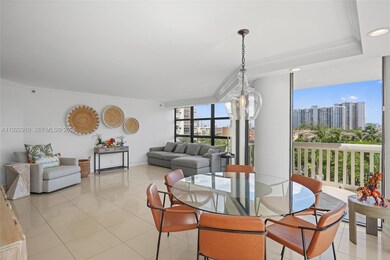 1000 W Island Blvd unit 504, Aventura, FL 33160 - photo 5