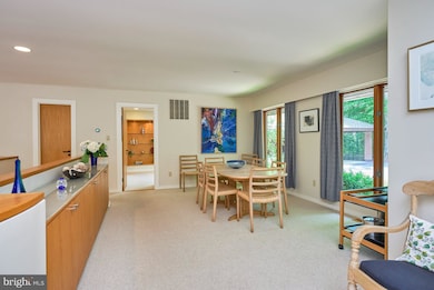 1348 Pine Tree Rd, McLean, VA 22101 - photo 4