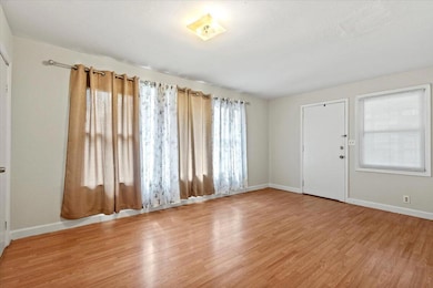 04-Living Room