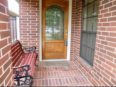 306 Live Oak Ln, Friendswood, TX 77546 - photo 2