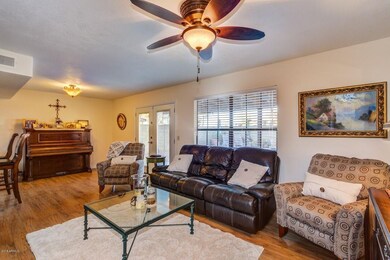 0006-38th - 15810 (6)