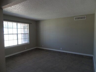 10682 Janway Dr, El Paso, TX 79935 - photo 6