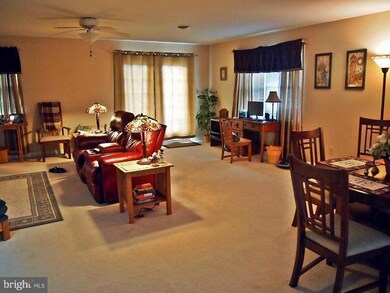 2467 Mccleary Dr, Chambersburg, PA 17201 - photo 4