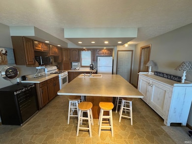 3213 Barrett Rd, Rochester, IN 46975 - photo 4