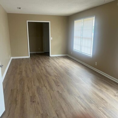 856 Honeysuckle Rd, Dothan, AL 36305 - photo 3