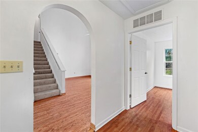 Easy to clean Laminate flooring on entire first le