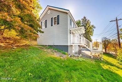 924 River Rd, Schodack Landing, NY 12156 - photo 2