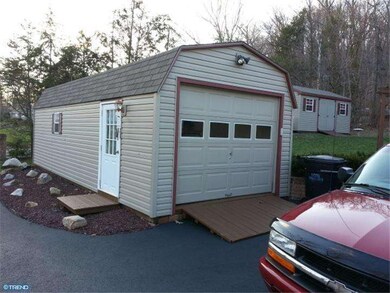 314 Lutz Dr, Reading, PA 19606 - photo 4