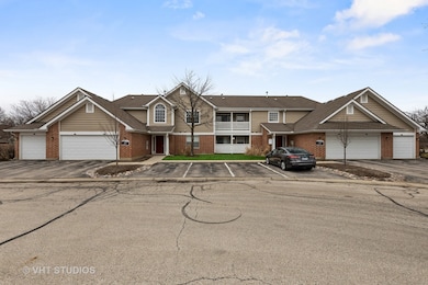 1711 Buttonwood Cir unit 2821, Schaumburg, IL 60173 - photo 3