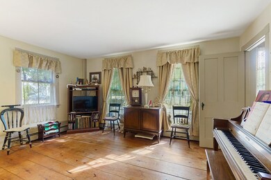 7 W Elm St, West Townsend, MA 01474 - photo 6