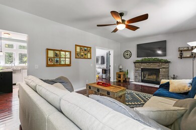 14 Oak Island Topsham_014