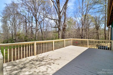 135 Merriman Rd, Statesville, NC 28625 - photo 3