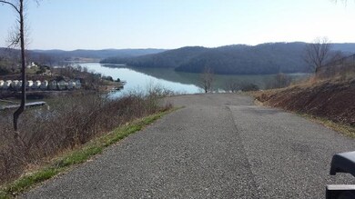 cat8laf-Sam & Maria Way $59,900 (6).jpg