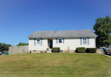 1026 Ravenwood Dr, Lawrenceburg, KY 40342 - photo 2