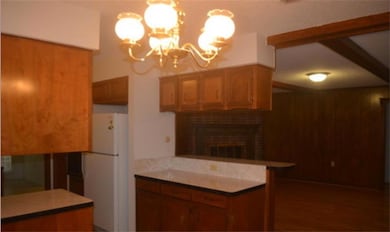 808 Michael St, Alvin, TX 77511 - photo 3