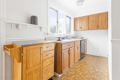 51 Denmark Ave, Milton, MA 02186 - photo 4