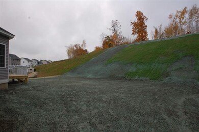 171 Brookview Dr unit 62, Hooksett, NH 03106 - photo 4