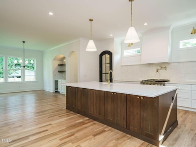 014-1280x960-kitchen