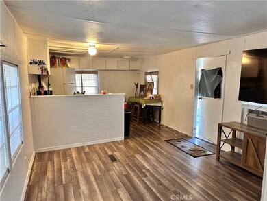 430 N Palm Ave unit 70, Hemet, CA 92543 - photo 6