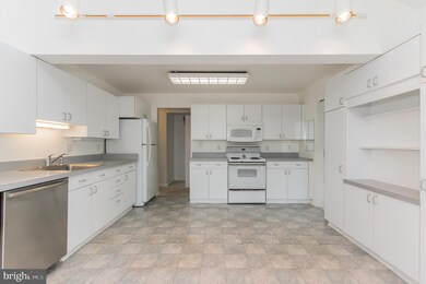 6019 Nealon Place, Alexandria, VA 22312 - photo 7