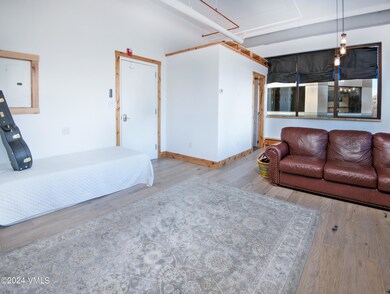 70-Benchmark-201-MLS_07