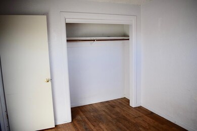 590 Iris Dr, Redding, CA 96002 - photo 6