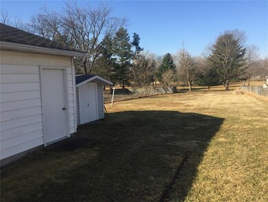 2642 Fruitland Blvd SW, Cedar Rapids, IA 52404 - photo 3