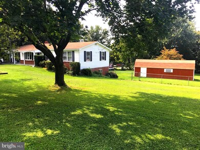 8220 Hollow Rd, Middletown, MD 21769 - photo 4