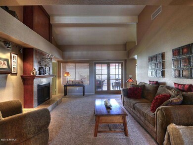 002_Living Room