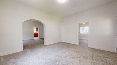 418 S Main St, Rankin, IL 60960 - photo 5