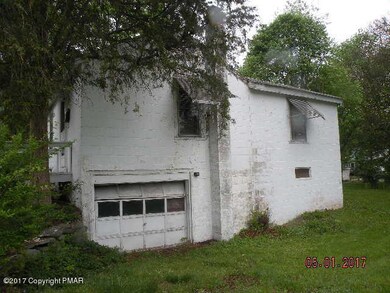 1510 Wallace St, Stroudsburg, PA 18360 - photo 3