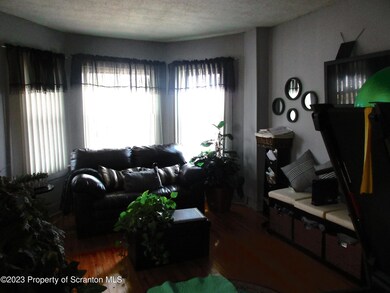 353 N Fillmore Ave, Scranton, PA 18504 - photo 5