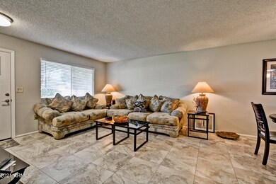 13672 N Newcastle Dr unit 15C, Sun City, AZ 85351 - photo 7