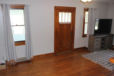 1023 F Ave NW, Cedar Rapids, IA 52405 - photo 6