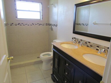 4703 Hairland Dr unit 1, West Palm Beach, FL 33415 - photo 3
