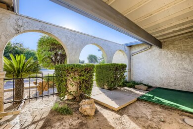 8514 N 40th Dr, Phoenix, AZ 85051 - photo 4
