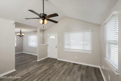 004-photo-living-room-9024016