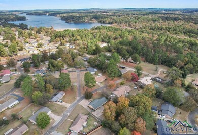 2113 Hendricks St, Gladewater, TX 75647 - photo 5