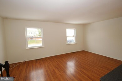 32 Westbridge Rd, Bear, DE 19701 - photo 2