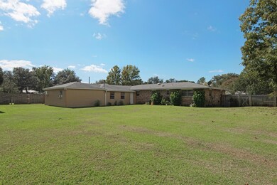 143 Homestead St_20211024_035