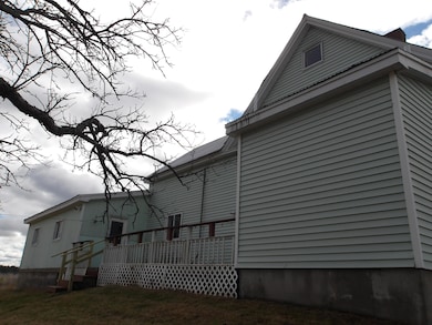 1076 Park St, Livermore Falls, ME 04254 - photo 6