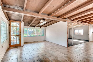 3924 N 22nd St Phoenix AZ-large-003-2-Gr