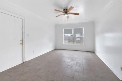 2506 Keene St unit 4, Houston, TX 77009 - photo 4