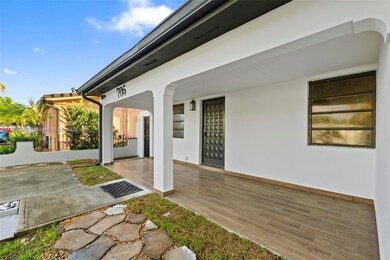 705 E 9th Ln, Hialeah, FL 33010 - photo 4