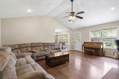 209 Shady Acres Cir, Nixa, MO 65714 - photo 4