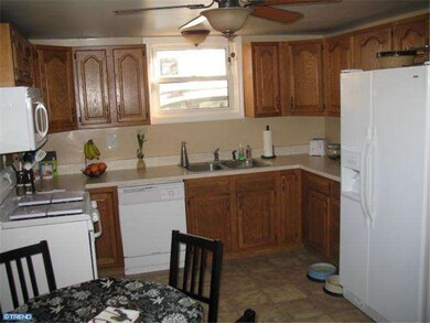 102 Somerset Rd, Glassboro, NJ 08028 - photo 6